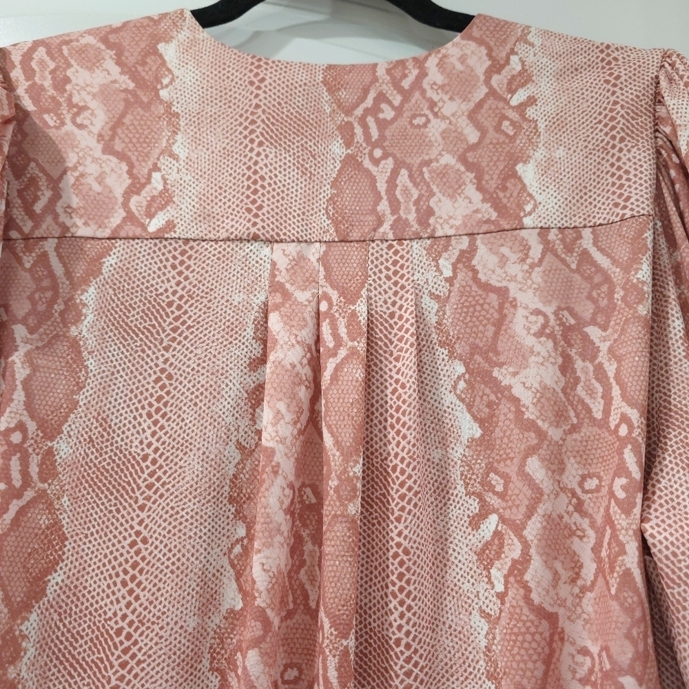 AFRM Long Sleeve V-Neck Blush Pink Snake Print Thong Bodysuit, Button Front, XL - Picture 9 of 14